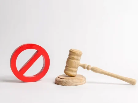 Таїланд б’є по нелегальному онлайн-гемблінгу