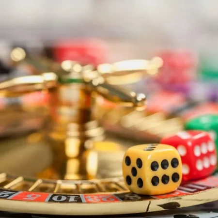 Малайзія вимагає від Facebook жорсткіших дій проти реклами онлайн-казино