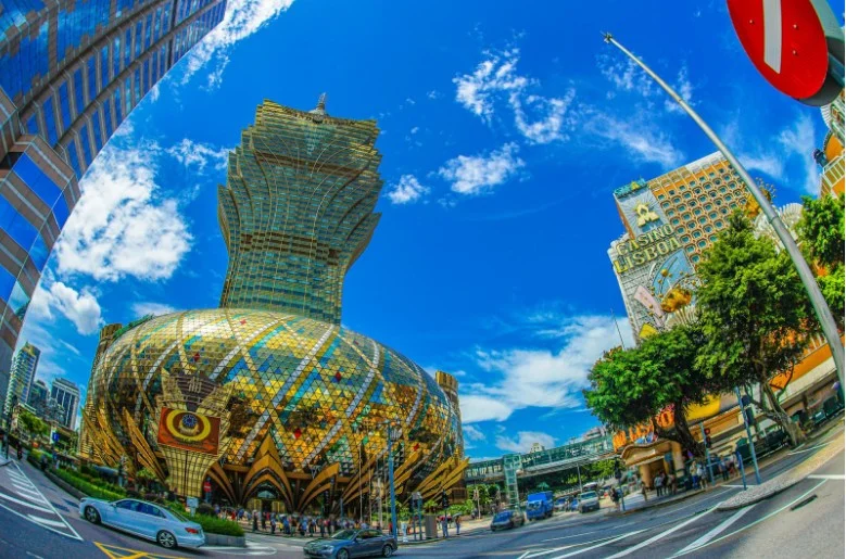 Бум сухопутного туризму