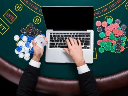 Індонезія блокує тисячі рахунків через онлайн-гемблінг